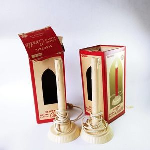 Vintage Grants Electric Candle Set of 2 Molded Plastic Candelabras (cb7)